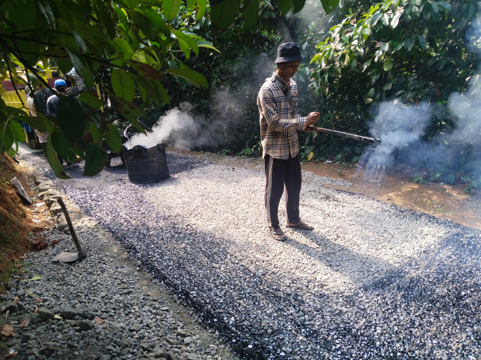 Penyaluran Bantuan Keuangan Pemerintah untuk Infrastruktur Desa Cibeber 2