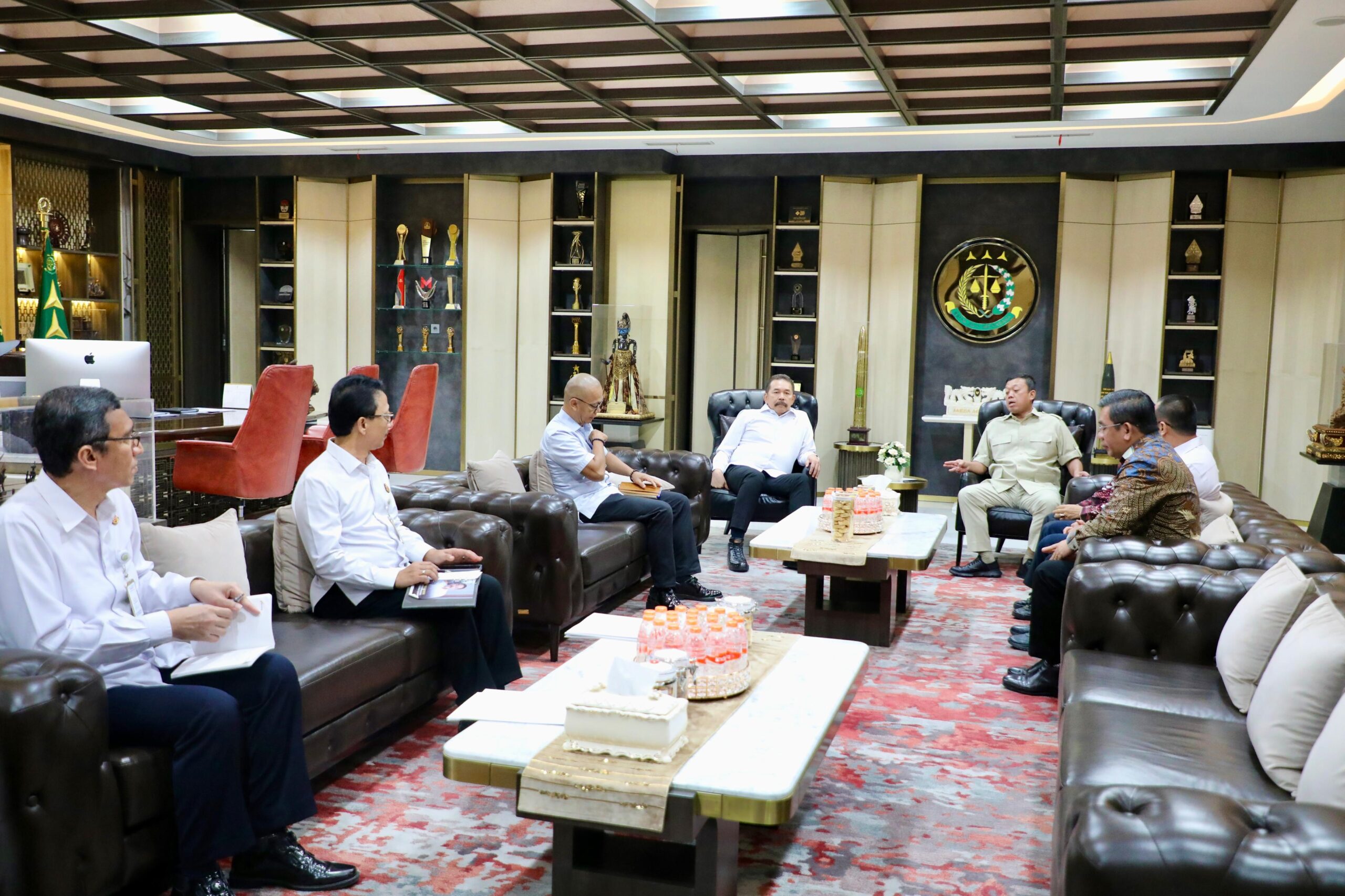 Temui Jaksa Agung untuk Pemberantasan Mafia Tanah, Menteri Nusron: Hadirkan Keadilan dan Pemerataan bagi Bangsa Indonesia