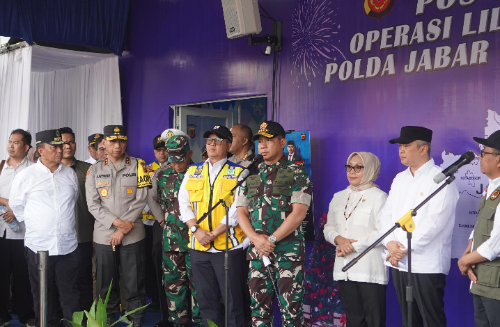 Panglima TNI Tinjau Arus Mudik Natal 2024 dan Tahun Baru 2025 di Tol Jakarta-Cikampek