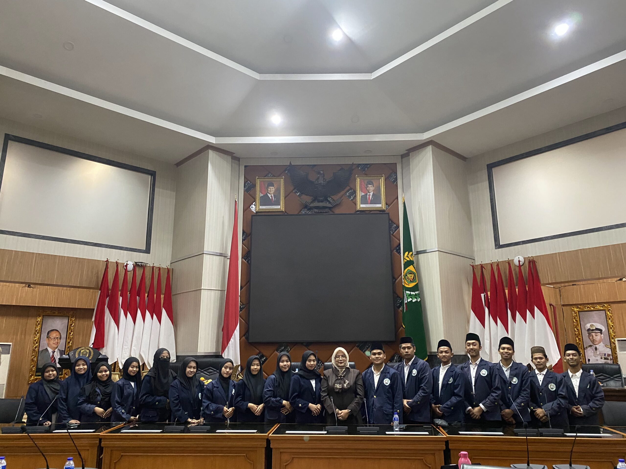 Kabinet Bergerak Berdampak BEM Laroiba Semangat Maju Kabinet Bergerak Berdampak BEM Laroiba Semangat Maju