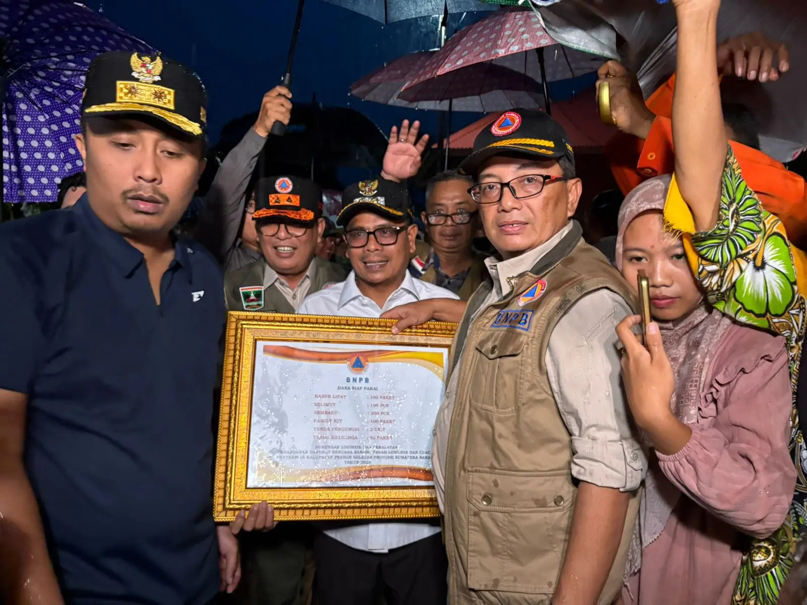 Bantuan BNPB Penanganan Darurat Cuaca Ekstrem Sumbar