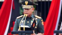 Panglima TNI dan Kapolri Lantik 1.621 Prabhatar di Akmil Magelang Panglima TNI dan Kapolri Lantik 1.621 Prabhatar di Akmil Magelang