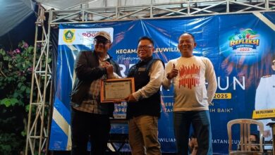 Kecamatan Leuwiliang Tutup Tahun dengan Pemberian Piagam Penghargaan