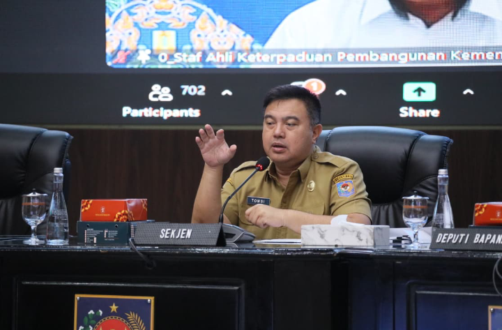 Sekjen Kemendagri Soroti Kenaikan Harga Komoditas Pangan di Daerah dengan Lahan Subur Sekjen Kemendagri Soroti Kenaikan Harga Komoditas Pangan di Daerah dengan Lahan Subur