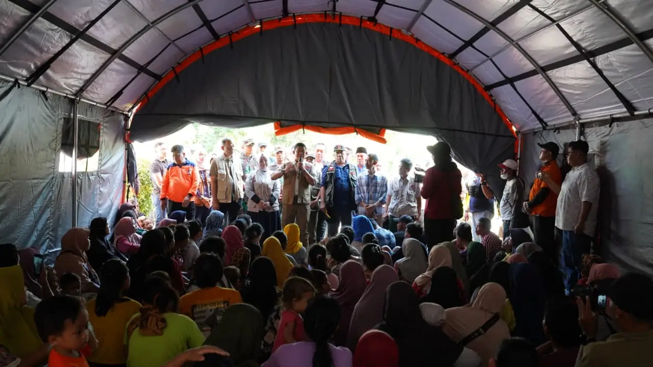 Kepala BNPB Tiba di Langkat, Pastikan Distribusi Bantuan Sampai ke Masyarakat