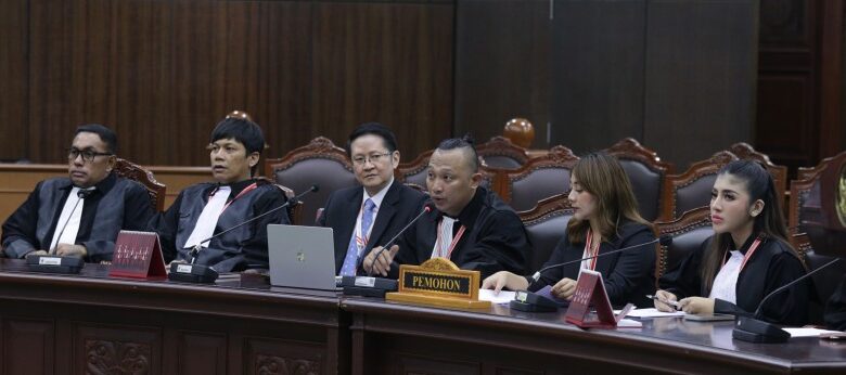 Larangan Perkawinan Beda Agama Kembali Diuji