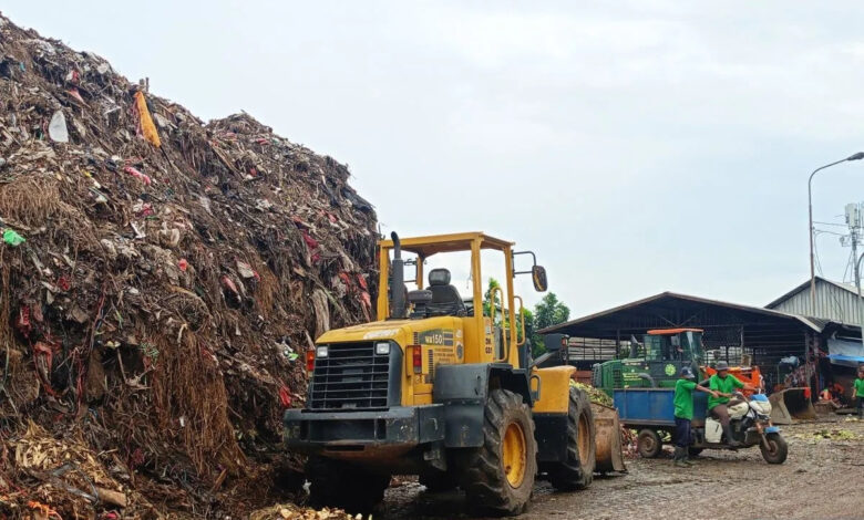 Pasar Induk Kramat Jati Kekurangan Armada Pengangkut Sampah
