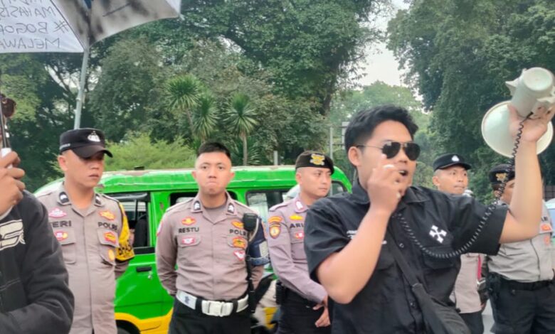 14 Tuntutan untuk 1 Tahun Kinerja Bupati Bogor: Evaluasi Total Gerakan Mahasiswa dan Pemuda Bogor (GMPB)