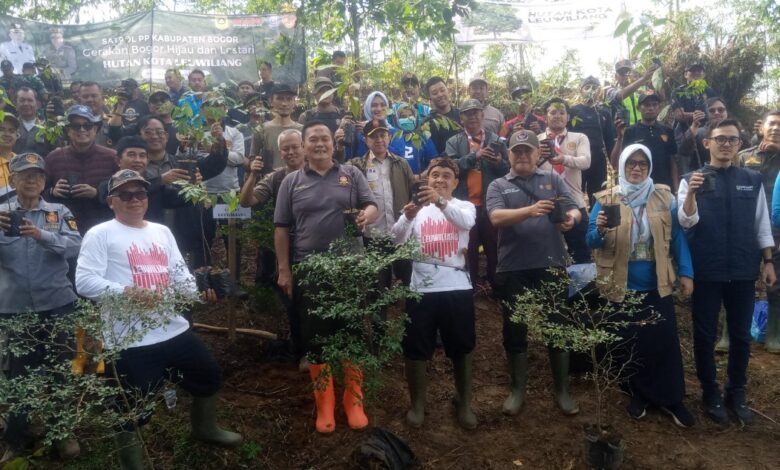 Kolaborasi Lintas Unsur, Kecamatan Leuwiliang Lakukan Penanaman Pohon di Setu Tonggoh