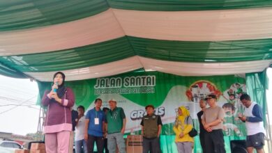 Jalan Santai Menjelang Ramadhan 1447, Siti Aisyah DPRD Kabupaten Bogor Bersama Masyarakat