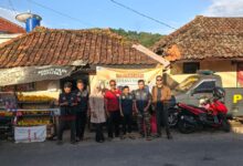 Karang Taruna Sukajaya Gerebek Takjil, Pospol Jadi Saksi