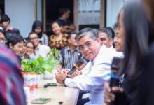 Menaker Sebut Industri Kreatif Bisa Jadi Laboratorium Program Magang Nasional Menaker Sebut Industri Kreatif Bisa Jadi Laboratorium Program Magang Nasional