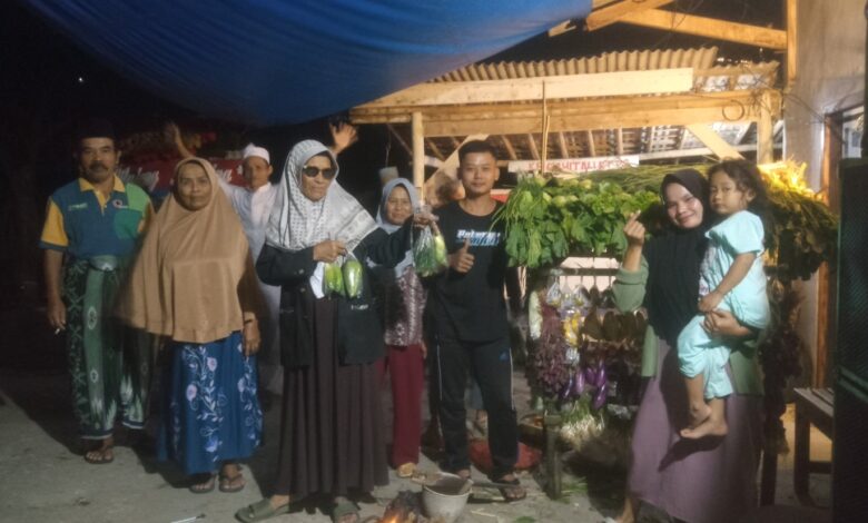 Warga Kampung Ciawitali Antusias Hias Dongdang Sambut Seren Taun dan Sedekah Bumi