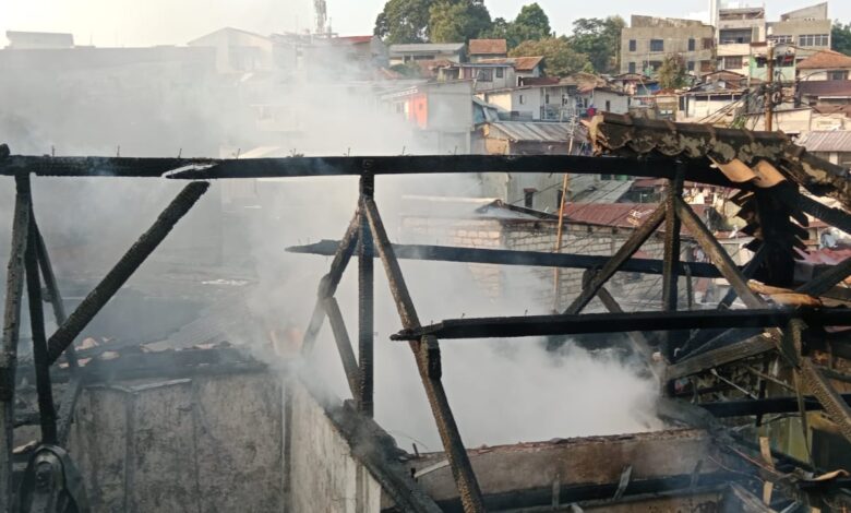 Kebakaran di Bondongan Hanguskan Enam Rumah, Sejumlah Warga Dilarikan ke Rumah Sakit