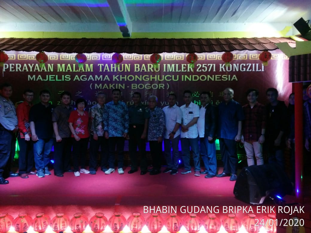 gongssipacai poto bareng