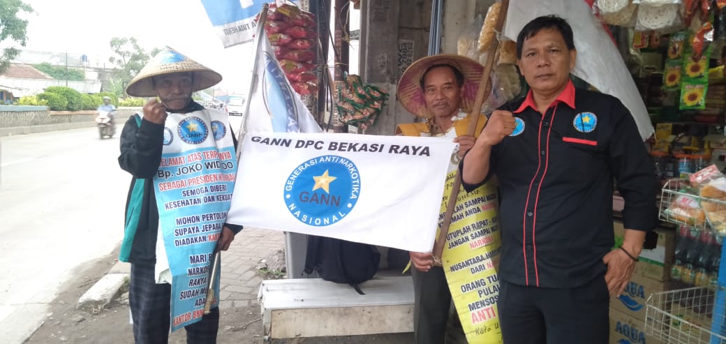 Ratusan Kilometer Berjalan Kaki, Agus dan Rekannya Kampanyekan Bahaya Narkoba dari Jepara ke Jakarta IMG 20200320 WA0021