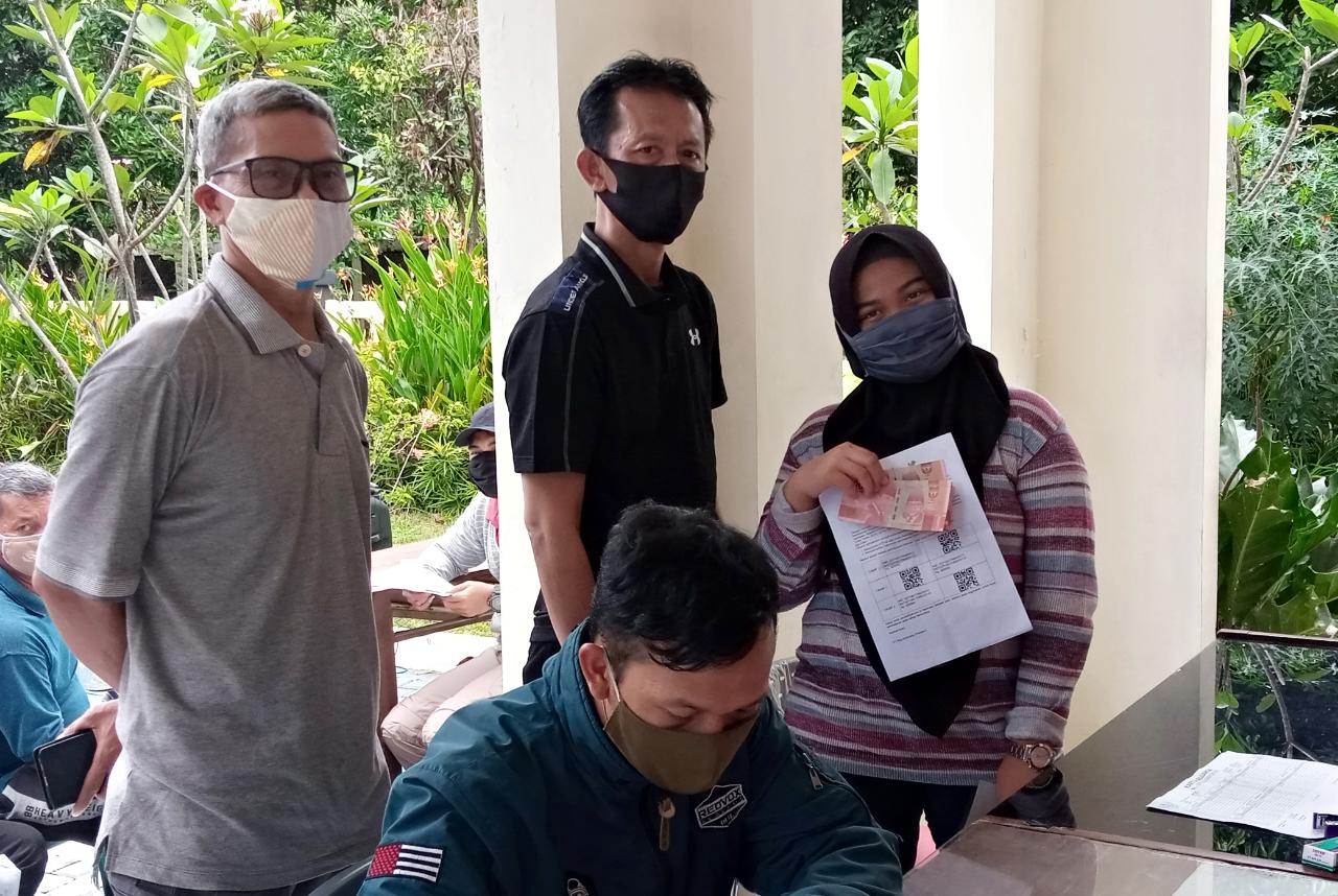 Bansos APBN Non DTKS Cair di Tiap Kelurahan Camat Pantau Pendistribusiannya IMG 20200522 WA0068