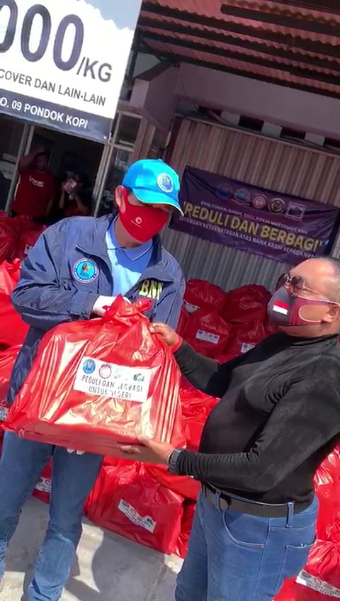 Di Tengah Covid, BNN Bersama Pegiat Anti Narkotika Gelar Baksos untuk Masyarakat VideoCapture 20200507 202153