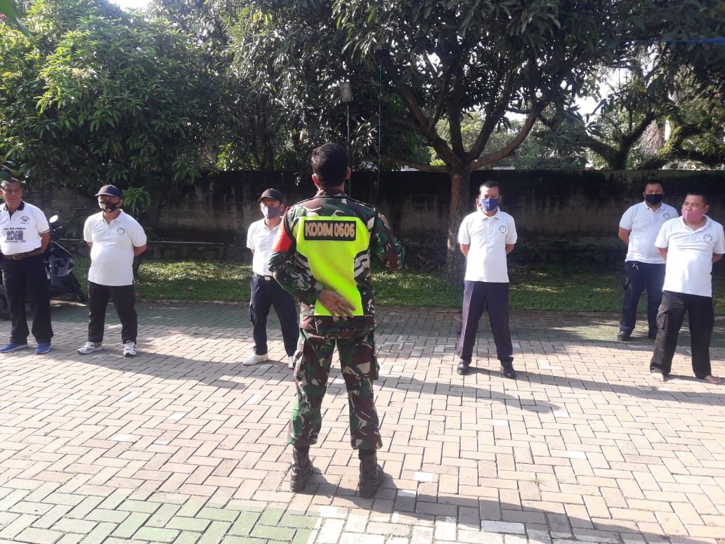 Penangan Wabah Covid-19 di Cibadak di Perketat Babinsa Sosialisasi Dimasa AKB IMG 20200816 WA0084