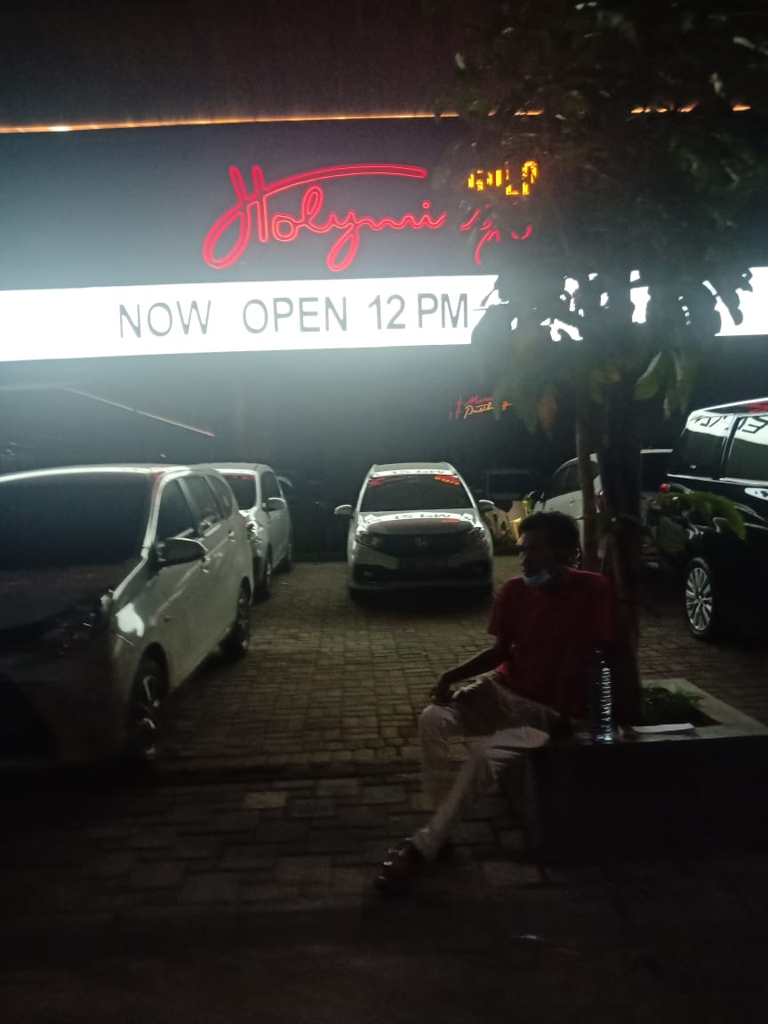 fa8a4a5b 2519 4d24 b5f3 353babab6915