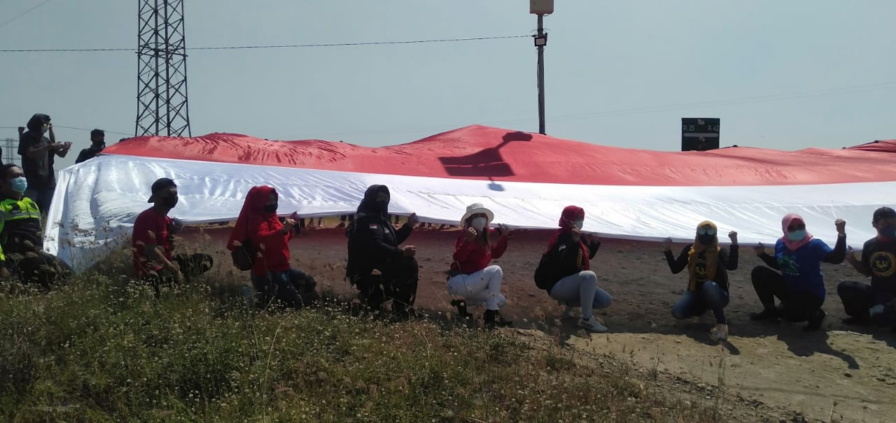 Bentang Bendera Raksasa Di Lapindo IMG 20210818 WA0001 4
