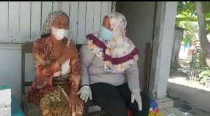 Pemdes Sidoharjo Bersama UPT Lespadangan Tuntaskan Vaksin Keliling Untuk Lansia IMG 20211029 132002