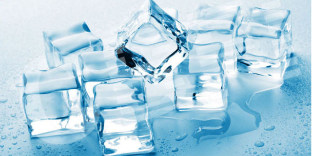Cara Membuat Es Batu Kristal Manual yang Cantik dan Sehat