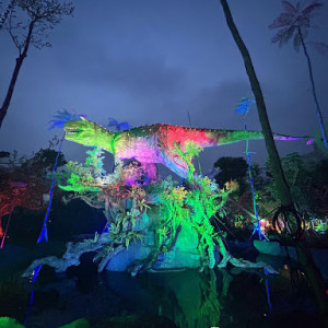 Malang Night Paradise: Petualangan Malam Seru dengan Lampu Warna-warni & Dinosaurus