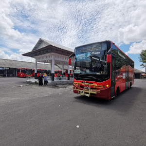 Terminal Bus Palur: Pusat Transportasi di Karanganyar