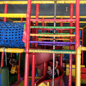 Play Ground Sudiro Batu: Petualangan Seru di Tengah Kota