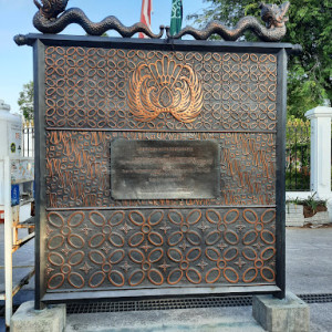 Monumen Batik Yogyakarta: Simbol Warisan Budaya Indonesia