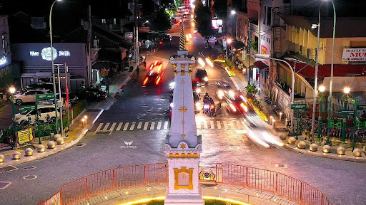 Tugu Jogja: Simbol Kota Yogyakarta yang Bersejarah