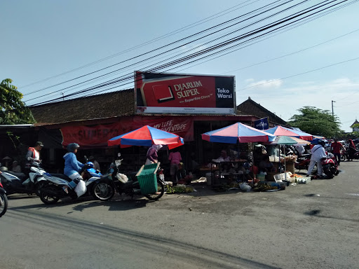 Pasar Tanjung Rejo (Pasar Stasiun Gawok): Pusat Perbelanjaan Ramai di Sukoharjo