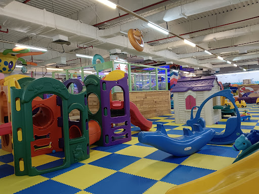 Kids Zone di DTC Surabaya: Petualangan Seru Anak-Anak!