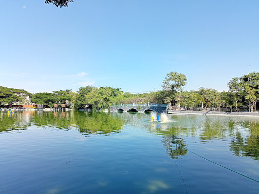 Danau Cinta Unair: Surga Tersembunyi di Tengah Kampus