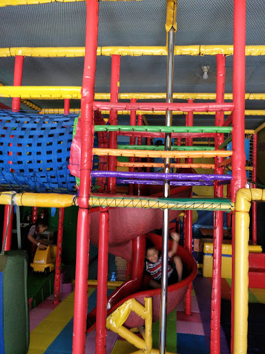 Play Ground Sudiro Batu: Petualangan Seru di Tengah Kota