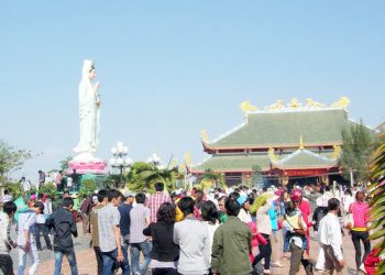 Bạc Liêu: Thiêng liêng Lễ vía Bồ Tát Quán Thế Âm tại Quán Âm Phật Đài