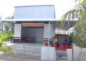Bạc Liêu: Ấm áp lễ trao nhà tình thương của Phật giáo huyện Hồng Dân