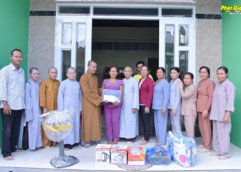 Bạc Liêu: Ban Trị sự Phật giáo huyện Hồng Dân trao nhà tình thương cho người dân khó khăn tại địa phương