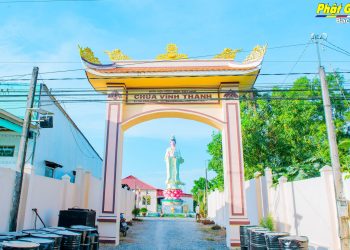 Bạc Liêu: Trao quà tình thương tại chùa Vĩnh Thạnh