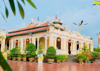 Bạc Liêu: Trao quà nghĩa tình tại chùa Giác Hoa