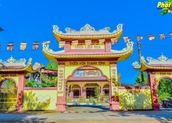Bạc Liêu: Hội Từ thiện chùa Liên Hoa phát cơm miễn phí tại bệnh viện huyện Hồng Dân