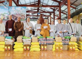 Bạc Liêu: Ấm lòng quà xuân yêu thương tại chùa Giác Hoa