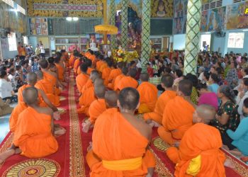 Bạc Liêu: Đồng bào Khmer vui đón Tết cổ truyền Chôl Chnăm Thmây nơi mái chùa dân tộc