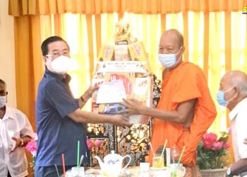 Bạc Liêu: Lãnh đạo ban ngành tỉnh thăm và chúc mừng Lễ Sen Dolta 2021 tại chùa Xiêm Cán