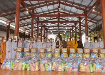 Bạc Liêu: Chùa Giác Hoa trao quà đến 50 tự viện trong tỉnh nhân dịp Tết Nguyên đán