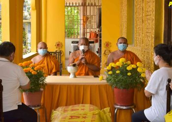 Bạc Liêu: Chùa Buppharam trao 150 phần quà cho đồng bào Khmer tại bổn tự