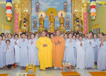 Bạc Liêu: Khóa tu Một ngày an lạc chủ đề “Đạo đức và hoàn thiện nhân cách con người” tại Chùa Bửu Thanh