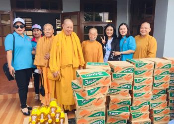 Bạc Liêu: Ban Từ thiện Phật giáo thành phố Bạc Liêu trao quà tại Trại phong Di Linh tỉnh Lâm Đồng