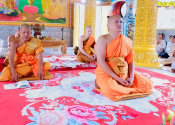 Bạc Liêu: Nghi lễ Dâng đèn và nhập hạ tại chùa Cosdon